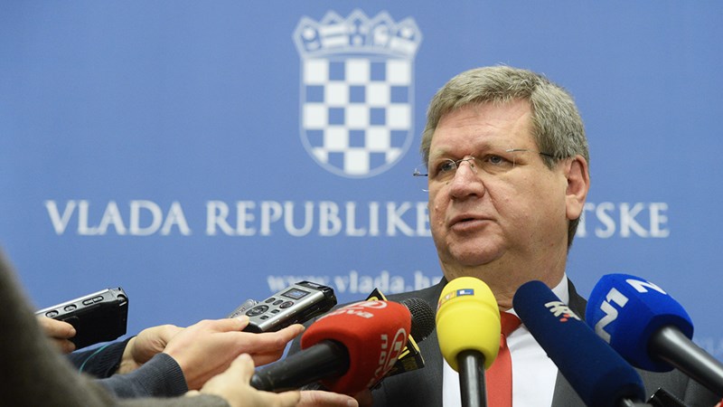 Vlada je prihvatila zahtjev branitelja i odgodila primjenu razdvajanja mirovina